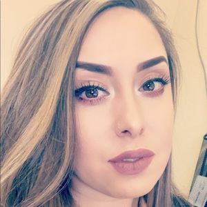 Meet your Posher, Perla